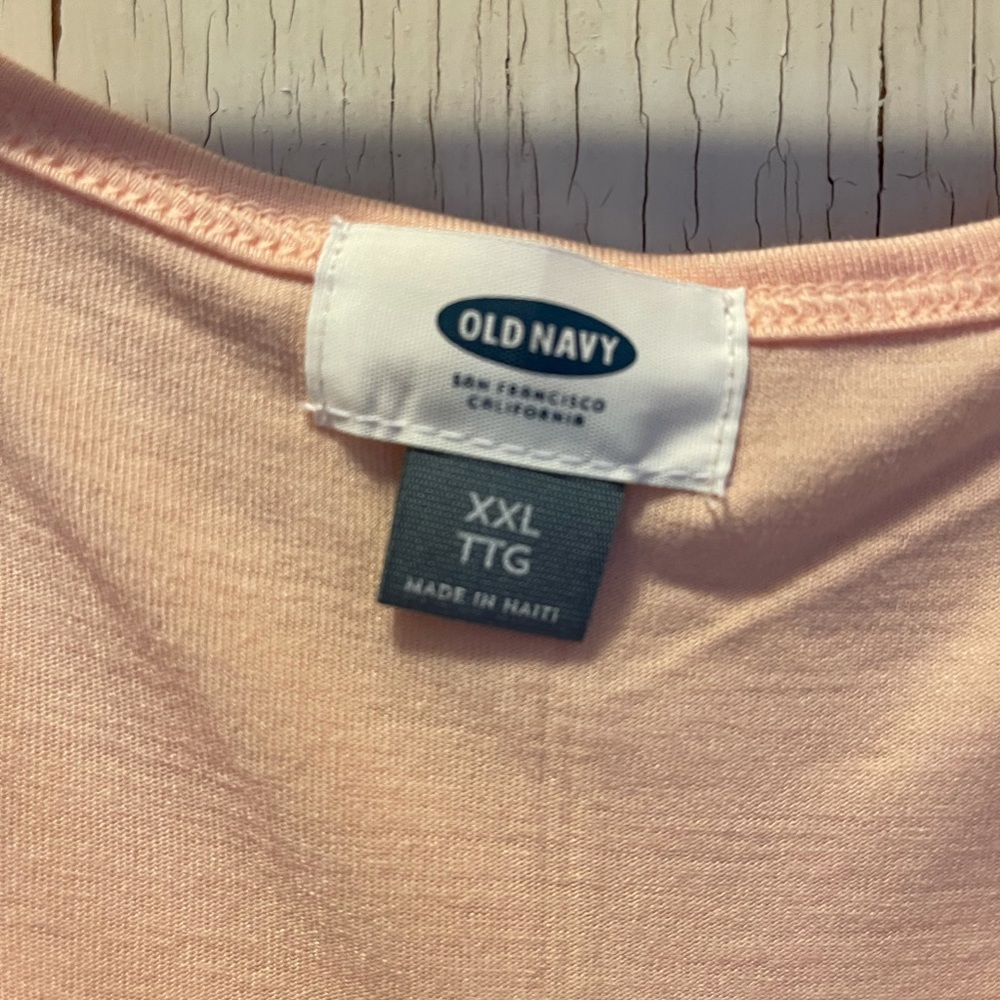 Old Navy Tank - Picture 2 of 3
